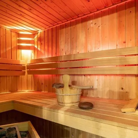 Apartmán Z Prywatnym Mini Oraz Kominkiem Gdyně