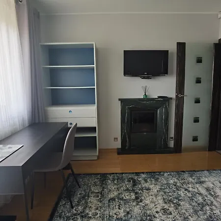 Z Prywatnym Mini Oraz Kominkiem Apartmán Gdyně
