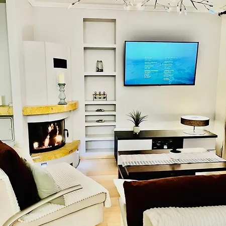 Apartmán Z Prywatnym Mini Oraz Kominkiem *